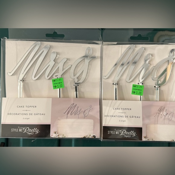 Wedding Cake Topper Mr & MRs - Picture 1 of 1